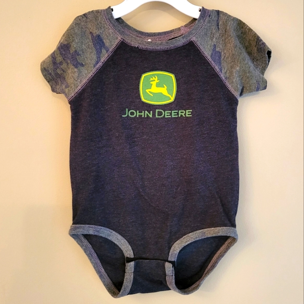 John Deere short sleeved onesie/bodysuit